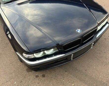 Черный БМВ 7 Серия, объемом двигателя 2.9 л и пробегом 400 тыс. км за 5600 $, фото 2 на Automoto.ua