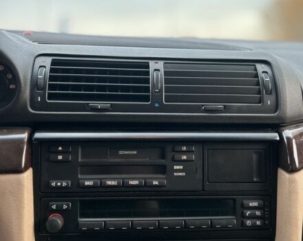 Черный БМВ 7 Серия, объемом двигателя 2.9 л и пробегом 400 тыс. км за 5600 $, фото 13 на Automoto.ua