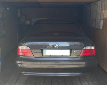 Чорний БМВ 7 Серія, об'ємом двигуна 4.4 л та пробігом 500 тис. км за 5500 $, фото 3 на Automoto.ua