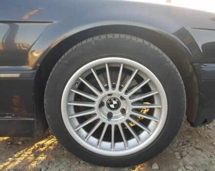 Чорний БМВ 7 Серія, об'ємом двигуна 3.5 л та пробігом 400 тис. км за 4200 $, фото 20 на Automoto.ua