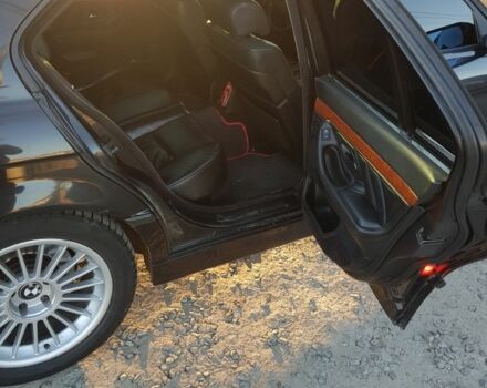 Чорний БМВ 7 Серія, об'ємом двигуна 3.5 л та пробігом 400 тис. км за 4200 $, фото 12 на Automoto.ua