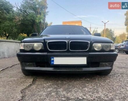 Черный БМВ 7 Серия, объемом двигателя 4.4 л и пробегом 320 тыс. км за 3800 $, фото 7 на Automoto.ua