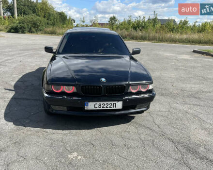 Чорний БМВ 7 Серія, об'ємом двигуна 3 л та пробігом 323 тис. км за 5700 $, фото 1 на Automoto.ua