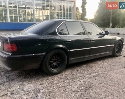 Черный БМВ 7 Серия, объемом двигателя 4.4 л и пробегом 320 тыс. км за 3800 $, фото 3 на Automoto.ua