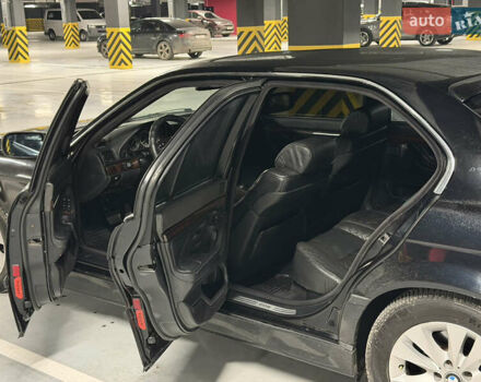 Черный БМВ 7 Серия, объемом двигателя 4.4 л и пробегом 450 тыс. км за 4500 $, фото 19 на Automoto.ua