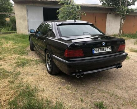 Черный БМВ 7 Серия, объемом двигателя 4.4 л и пробегом 440 тыс. км за 7000 $, фото 3 на Automoto.ua