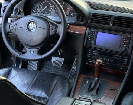 Черный БМВ 7 Серия, объемом двигателя 4.4 л и пробегом 300 тыс. км за 4950 $, фото 10 на Automoto.ua