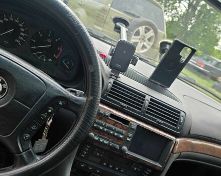 Черный БМВ 7 Серия, объемом двигателя 3 л и пробегом 600 тыс. км за 2999 $, фото 2 на Automoto.ua