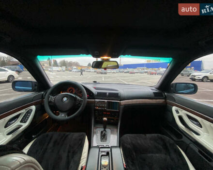 Черный БМВ 7 Серия, объемом двигателя 3.5 л и пробегом 300 тыс. км за 3300 $, фото 11 на Automoto.ua