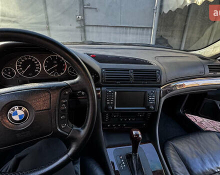 Черный БМВ 7 Серия, объемом двигателя 3.5 л и пробегом 370 тыс. км за 12000 $, фото 12 на Automoto.ua
