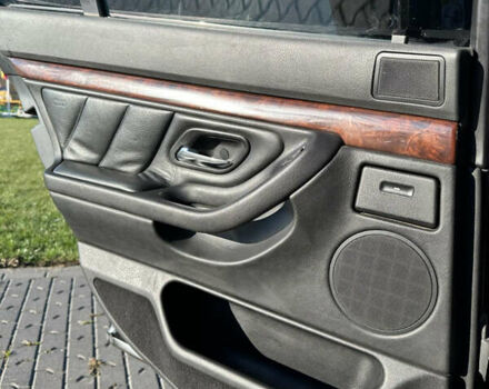 Чорний БМВ 7 Серія, об'ємом двигуна 3.5 л та пробігом 530 тис. км за 7700 $, фото 27 на Automoto.ua