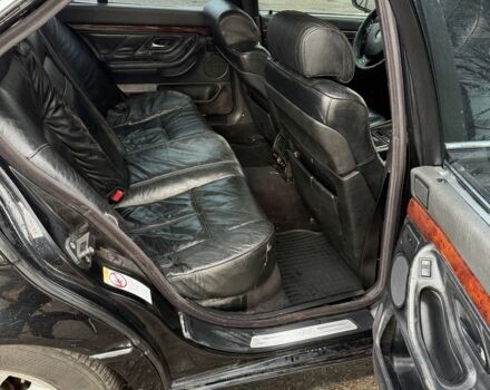Черный БМВ 7 Серия, объемом двигателя 4.4 л и пробегом 380 тыс. км за 1999 $, фото 15 на Automoto.ua