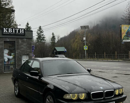 Черный БМВ 7 Серия, объемом двигателя 4.4 л и пробегом 400 тыс. км за 5499 $, фото 2 на Automoto.ua