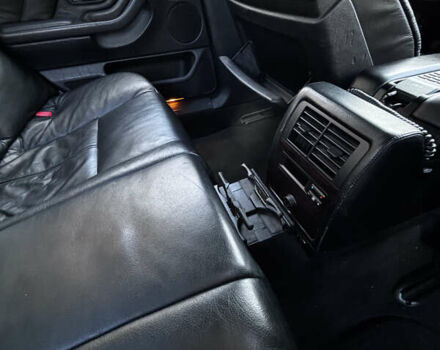 Черный БМВ 7 Серия, объемом двигателя 3.5 л и пробегом 370 тыс. км за 12000 $, фото 15 на Automoto.ua