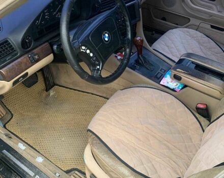 Черный БМВ 7 Серия, объемом двигателя 3.5 л и пробегом 392 тыс. км за 4000 $, фото 2 на Automoto.ua