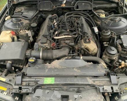 Черный БМВ 7 Серия, объемом двигателя 3.5 л и пробегом 392 тыс. км за 4000 $, фото 13 на Automoto.ua