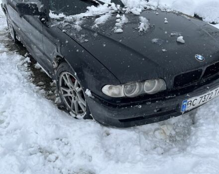 Черный БМВ 7 Серия, объемом двигателя 4.4 л и пробегом 300 тыс. км за 2900 $, фото 5 на Automoto.ua