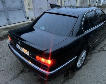 Черный БМВ 7 Серия, объемом двигателя 4.4 л и пробегом 300 тыс. км за 3650 $, фото 7 на Automoto.ua