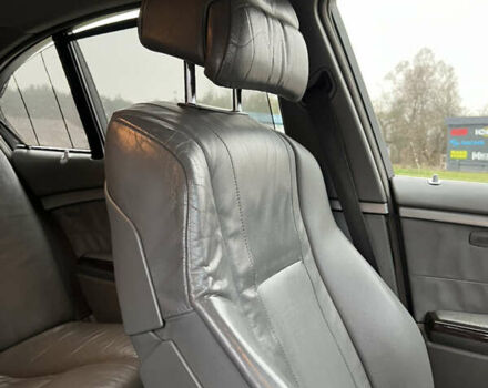 Черный БМВ 7 Серия, объемом двигателя 4.4 л и пробегом 358 тыс. км за 4599 $, фото 21 на Automoto.ua