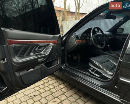 Чорний БМВ 7 Серія, об'ємом двигуна 4.4 л та пробігом 360 тис. км за 8000 $, фото 17 на Automoto.ua