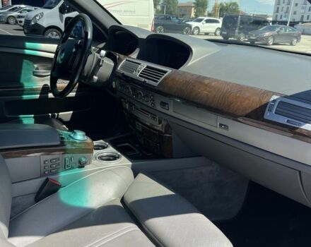 Чорний БМВ 7 Серія, об'ємом двигуна 4.4 л та пробігом 300 тис. км за 4300 $, фото 15 на Automoto.ua