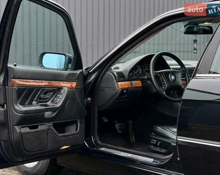 Чорний БМВ 7 Серія, об'ємом двигуна 2.93 л та пробігом 300 тис. км за 7000 $, фото 14 на Automoto.ua