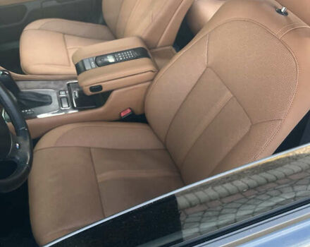 Черный БМВ 7 Серия, объемом двигателя 4.4 л и пробегом 380 тыс. км за 5000 $, фото 5 на Automoto.ua