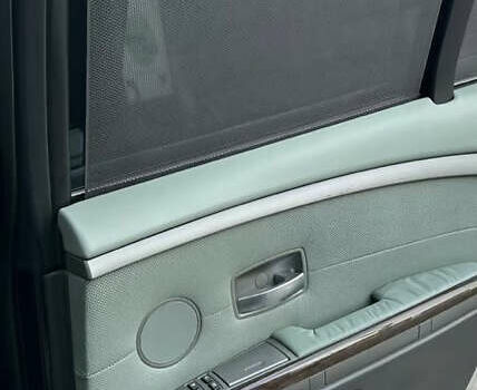 Чорний БМВ 7 Серія, об'ємом двигуна 4.4 л та пробігом 380 тис. км за 6200 $, фото 9 на Automoto.ua