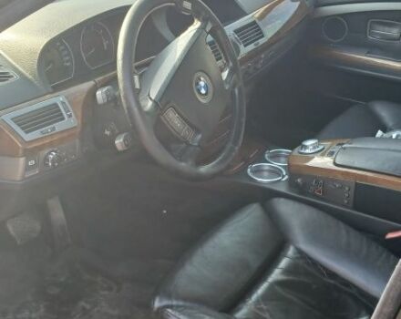 Чорний БМВ 7 Серія, об'ємом двигуна 3 л та пробігом 300 тис. км за 3200 $, фото 4 на Automoto.ua