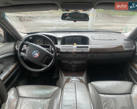 Чорний БМВ 7 Серія, об'ємом двигуна 4.4 л та пробігом 320 тис. км за 4000 $, фото 7 на Automoto.ua