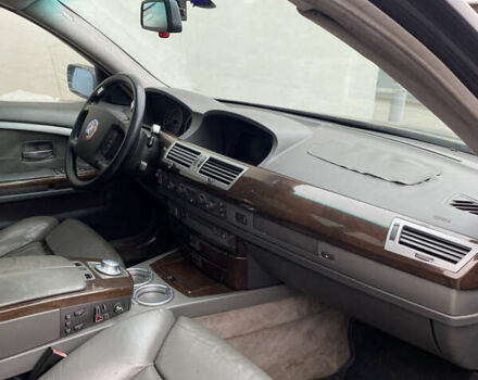 Черный БМВ 7 Серия, объемом двигателя 4.4 л и пробегом 400 тыс. км за 3600 $, фото 7 на Automoto.ua