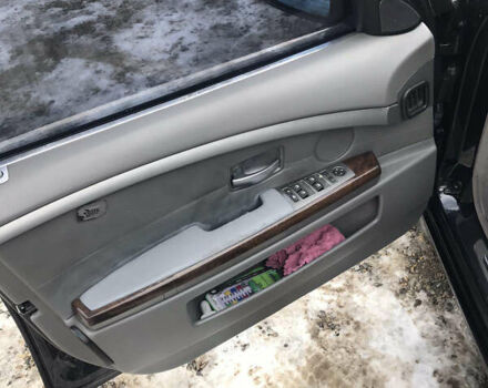 Черный БМВ 7 Серия, объемом двигателя 4.4 л и пробегом 465 тыс. км за 5600 $, фото 6 на Automoto.ua