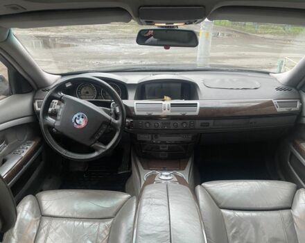 Черный БМВ 7 Серия, объемом двигателя 4.4 л и пробегом 320 тыс. км за 4000 $, фото 6 на Automoto.ua