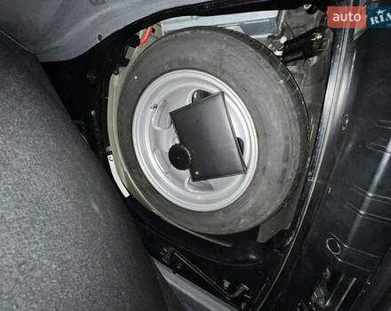 Черный БМВ 7 Серия, объемом двигателя 4.4 л и пробегом 210 тыс. км за 8500 $, фото 6 на Automoto.ua