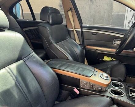 Черный БМВ 7 Серия, объемом двигателя 3 л и пробегом 400 тыс. км за 2500 $, фото 4 на Automoto.ua