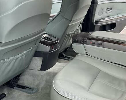 Чорний БМВ 7 Серія, об'ємом двигуна 4.4 л та пробігом 380 тис. км за 6200 $, фото 6 на Automoto.ua