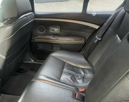 Чорний БМВ 7 Серія, об'ємом двигуна 3 л та пробігом 277 тис. км за 7500 $, фото 14 на Automoto.ua