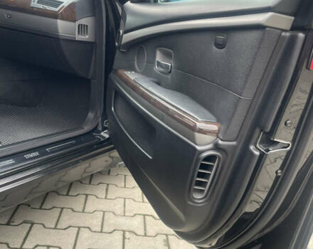 Чорний БМВ 7 Серія, об'ємом двигуна 3 л та пробігом 277 тис. км за 7500 $, фото 25 на Automoto.ua