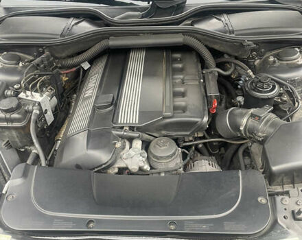 Чорний БМВ 7 Серія, об'ємом двигуна 3 л та пробігом 277 тис. км за 7500 $, фото 35 на Automoto.ua