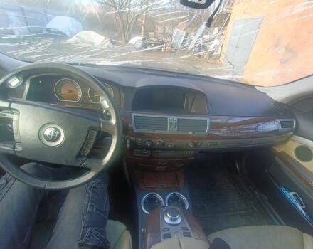 Чорний БМВ 7 Серія, об'ємом двигуна 4 л та пробігом 388 тис. км за 2000 $, фото 18 на Automoto.ua