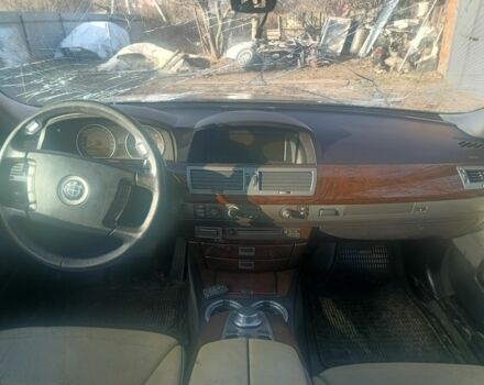 Чорний БМВ 7 Серія, об'ємом двигуна 4 л та пробігом 388 тис. км за 2000 $, фото 7 на Automoto.ua