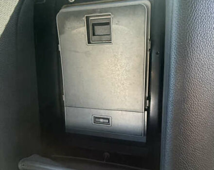 Черный БМВ 7 Серия, объемом двигателя 4 л и пробегом 327 тыс. км за 9800 $, фото 24 на Automoto.ua