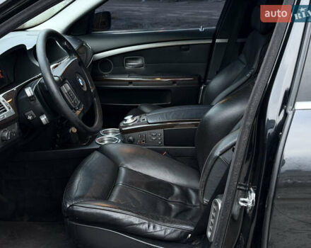 Чорний БМВ 7 Серія, об'ємом двигуна 4.5 л та пробігом 262 тис. км за 3999 $, фото 19 на Automoto.ua