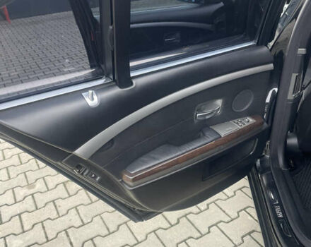 Чорний БМВ 7 Серія, об'ємом двигуна 3 л та пробігом 277 тис. км за 7500 $, фото 18 на Automoto.ua