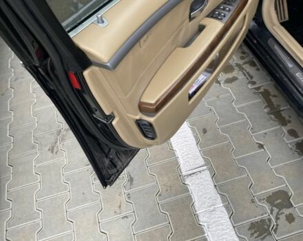 Черный БМВ 7 Серия, объемом двигателя 4.8 л и пробегом 310 тыс. км за 5500 $, фото 6 на Automoto.ua