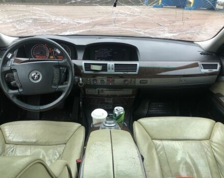 Чорний БМВ 7 Серія, об'ємом двигуна 4 л та пробігом 350 тис. км за 2900 $, фото 6 на Automoto.ua