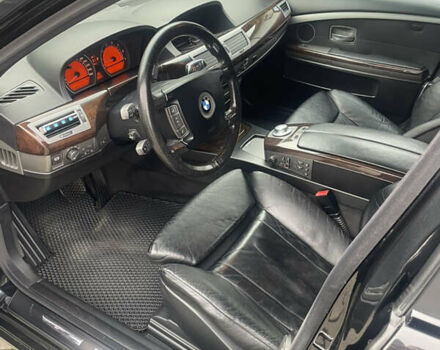Чорний БМВ 7 Серія, об'ємом двигуна 3 л та пробігом 277 тис. км за 7500 $, фото 11 на Automoto.ua