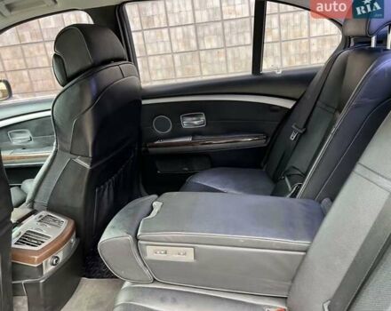 Черный БМВ 7 Серия, объемом двигателя 4.5 л и пробегом 246 тыс. км за 5400 $, фото 6 на Automoto.ua