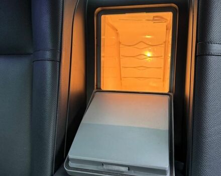 Черный БМВ 7 Серия, объемом двигателя 3 л и пробегом 305 тыс. км за 6700 $, фото 7 на Automoto.ua