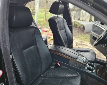 Черный БМВ 7 Серия, объемом двигателя 3 л и пробегом 300 тыс. км за 2700 $, фото 12 на Automoto.ua